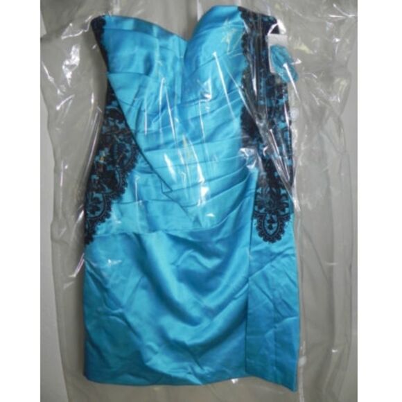 Davids Bridal Dress Size 2 Malibu Strapless NWT - Picture 4 of 4